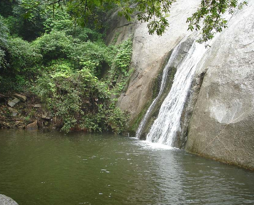 红河谷素质拓展基地