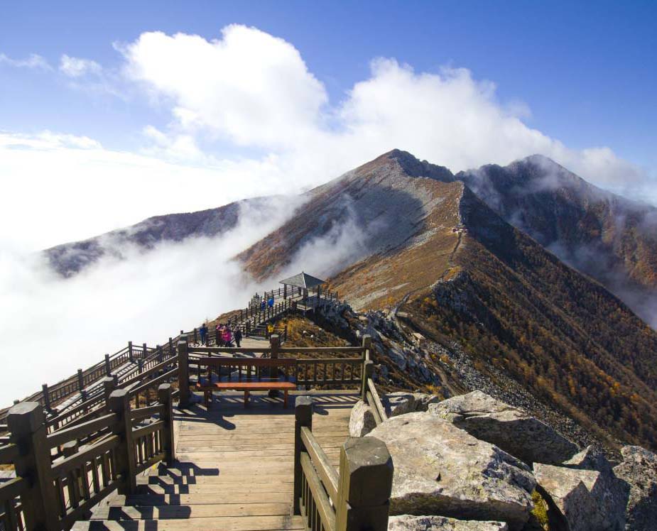 太白山素质拓展基地
